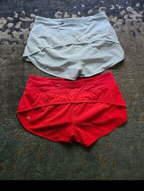 Lululemon Speed Up Women's Shorts with Back Zip Pocket  2.5"Size 8 Set Of 2